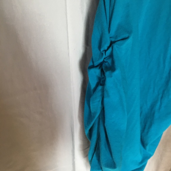 Long tee - Picture 2 of 3